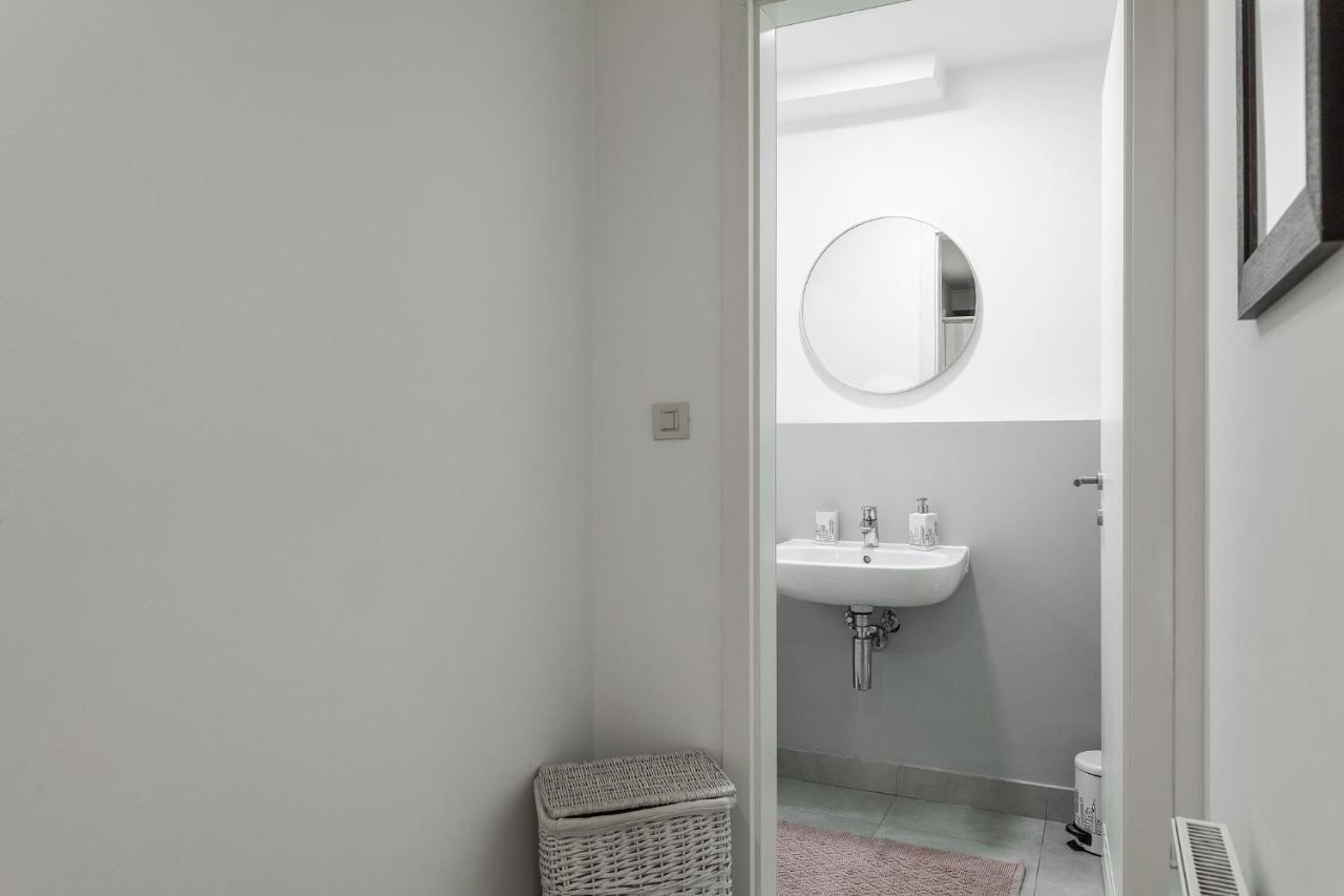 The Base Apartment Zagreb Exterior photo